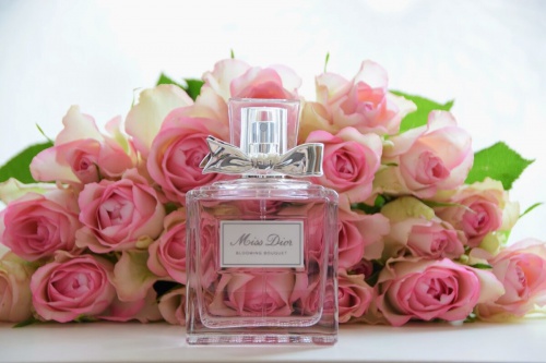 Рекомендации по выбору парфюмерии и цветов накануне 8 марта ФБУЗ Адыгея